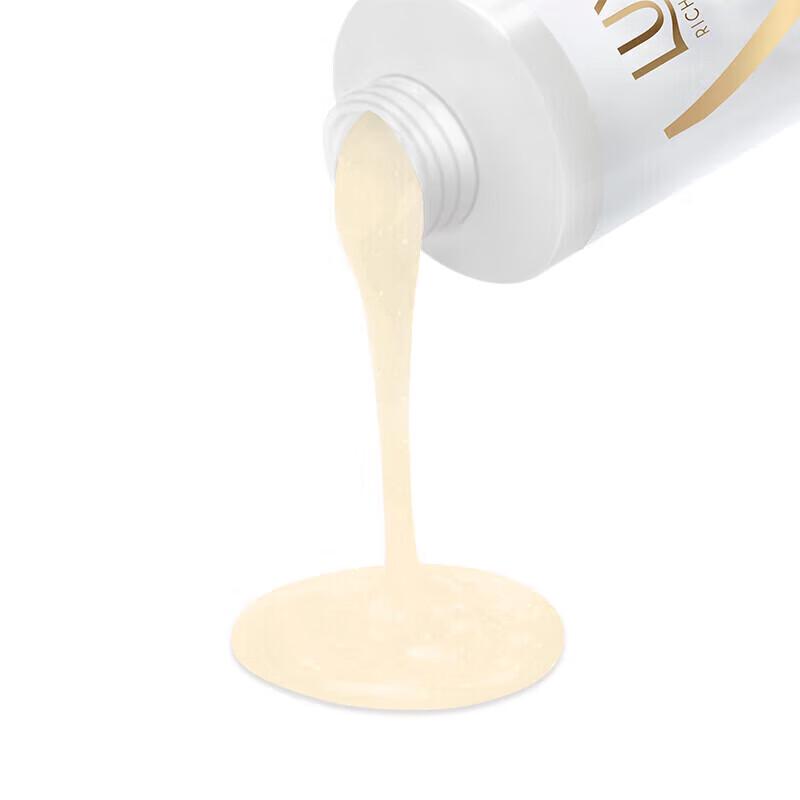 lux Moisturizing & Revitalizing Shampoo & Shower Gel Set