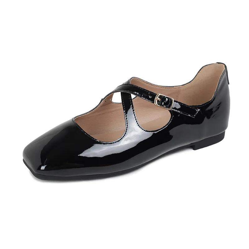 Spring New Women Flat Shoes Concise Patent Leather Casual Boat Shoes Ladies Slip-on Loafers 43 чёрный 3240₽