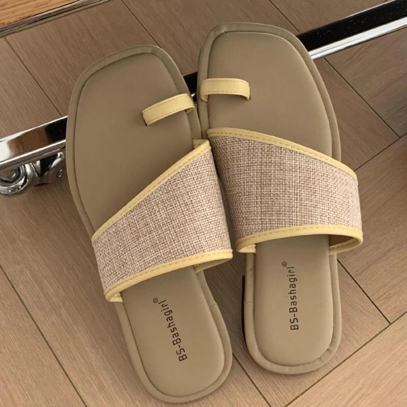 Fashion Fashion Weave Clip Toe Flat Sandals Women Summer Comfortable Low Heel Designer Shoes Simple Non-slip Vacation Beach Casual Shoes