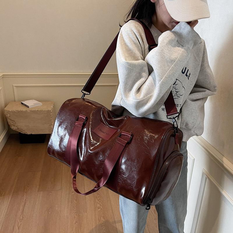 Men's and Women's Waterproof Luggage Bags for Going Out Large Capacity Business Commuting Travel Bags for Dry and Wet Separation Travel Bags