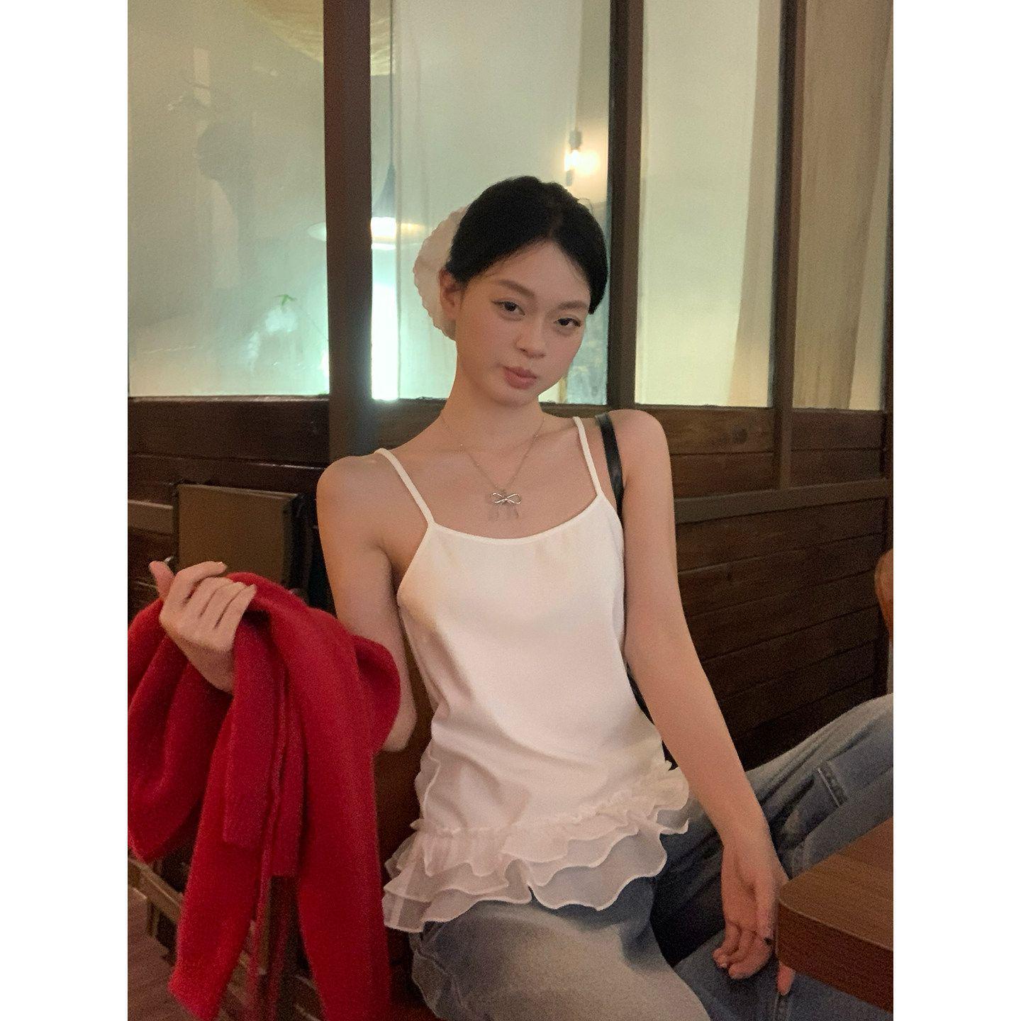 

Pure Desire Cotton Lace Ruffle Camisole: Women s White Tank Top for Spring/Summer - Spicy Girl Style Extra Large