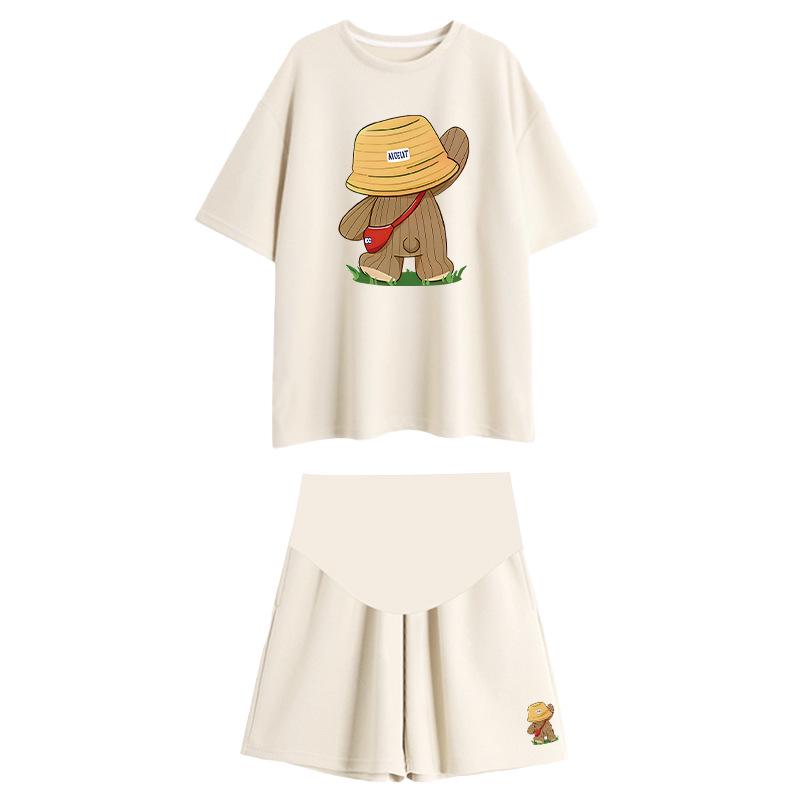 

Chic Maternity Summer Set: Loose Short-Sleeve T-Shirt & Shorts for Petite Figures 3XL [78-86 kg]