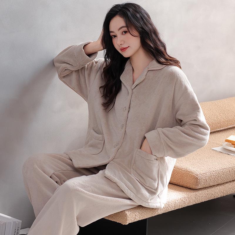 

Женский зимний фланелевый пижамный комплект - Воротник с лацканами, Длинный рукав, Длинные брюки, Повседневный, Теплый, Для дома или прогулок 3XL (for height 175-180cm, weight 160-180kg)