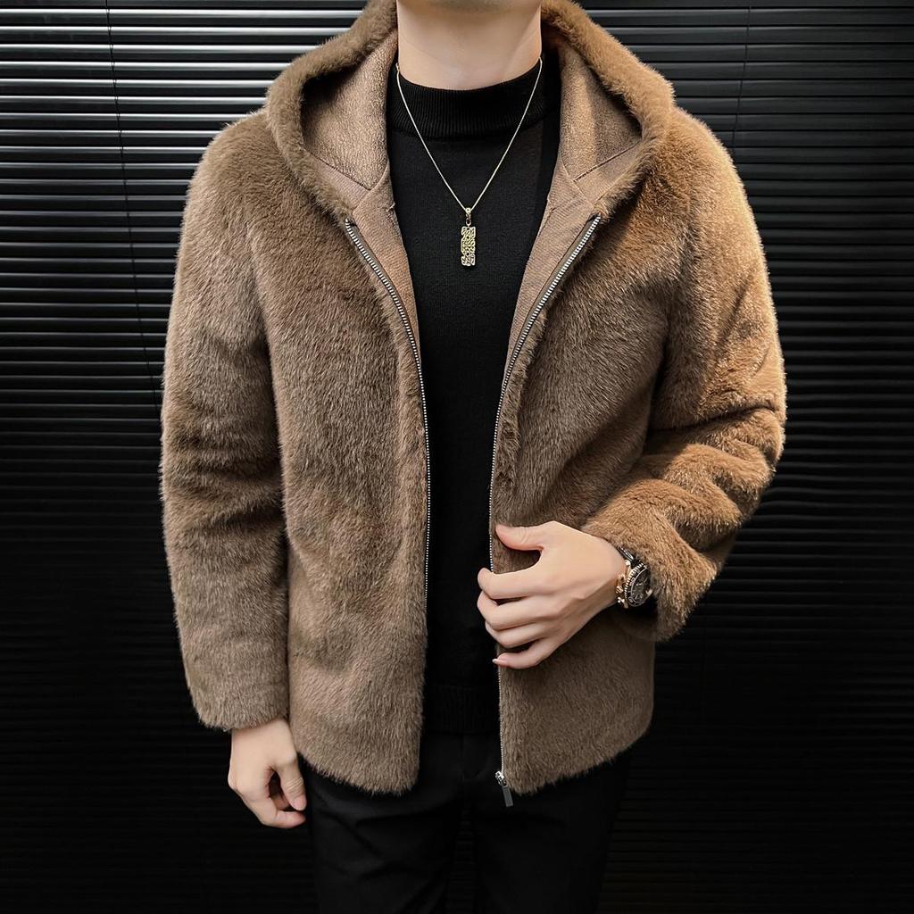 Men's Short Winter Coat: High-Quality Lambskin & Fur with Stand Collar, Imitation Mink Fur, Thickened for Warmth