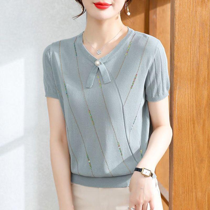 Ice Silk Short Sleeved Women's Knitted T-shirt Mom Summer T-shirt Loose and Thin Small Top