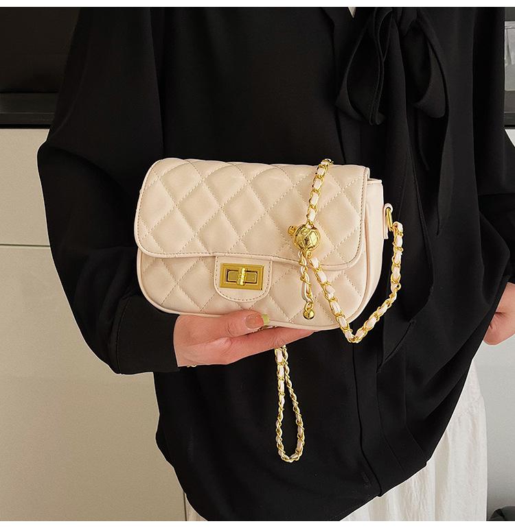 2025 Summer Mini Korean Chain Bag: Women's Quilted Embroidery Crossbody with Fragrant Style