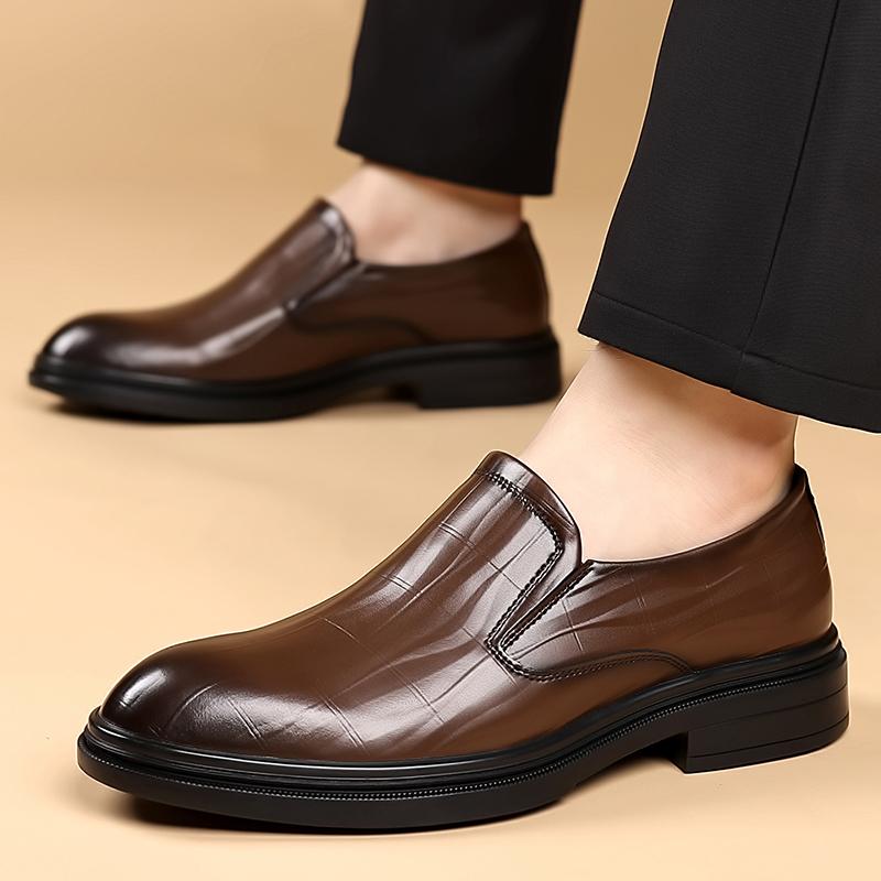 Fashion Leather Men's Dress Shoe 2025 New Arrival Slip-on Loafers Men Soft Driving Moccasins High Quality Flats Male Walking Footwear