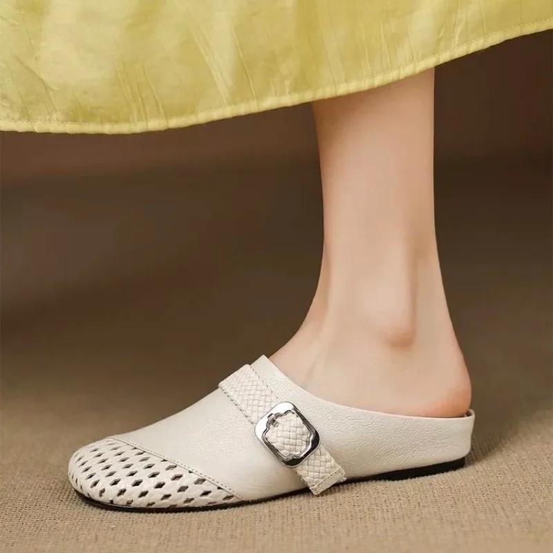 Fashion Shoes Female 2025 Closed Toe Women's Slippers Fashion Outdoor Daily New Belt Buckle Light Comfortable Best Seller Flat Slippers