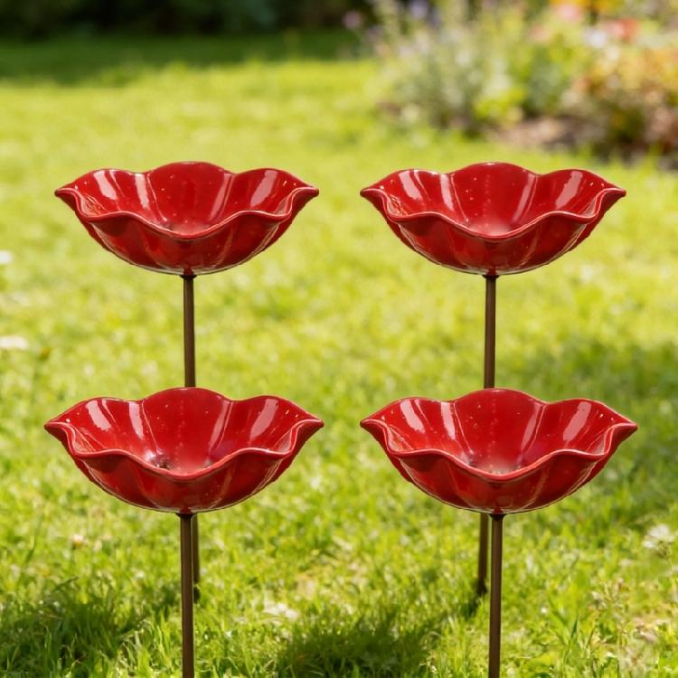 Stazione di irrigazione a farfalla in plastica leggera Accessori da giardino che funzionano sia come supporto per fiori che come abbeveratoio per uccelli