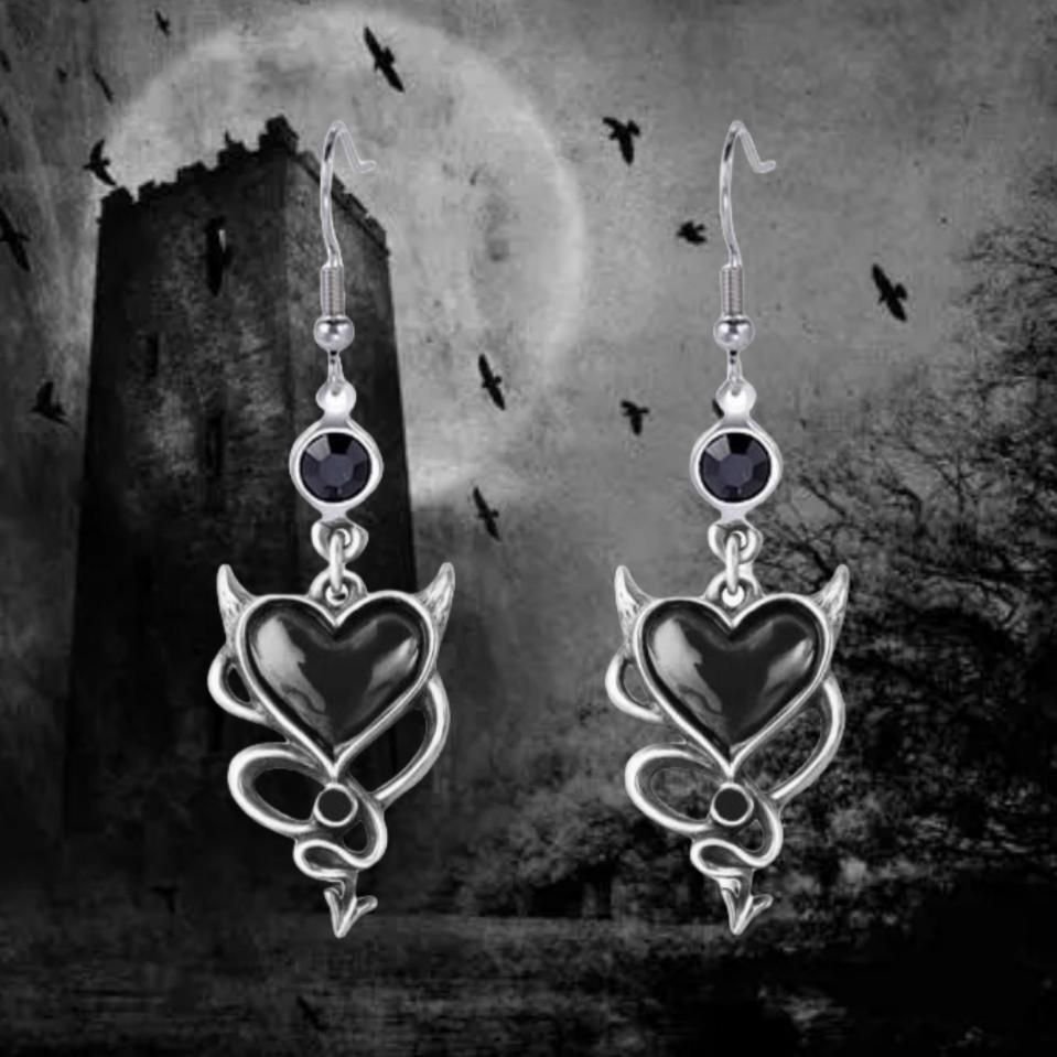 Gothic Punk Devil Heart Earrings - Dark Classic Style
