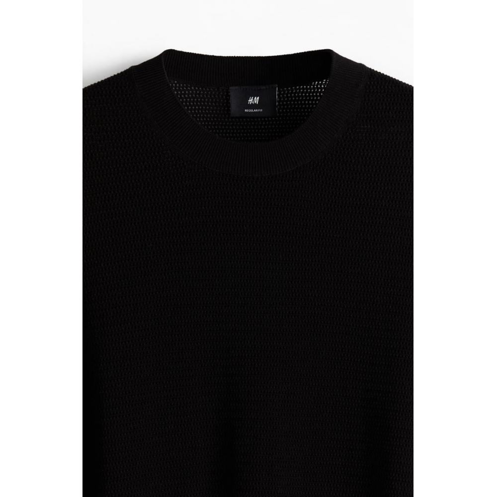 H M Regular FiT Hole KniT T sHirT Black