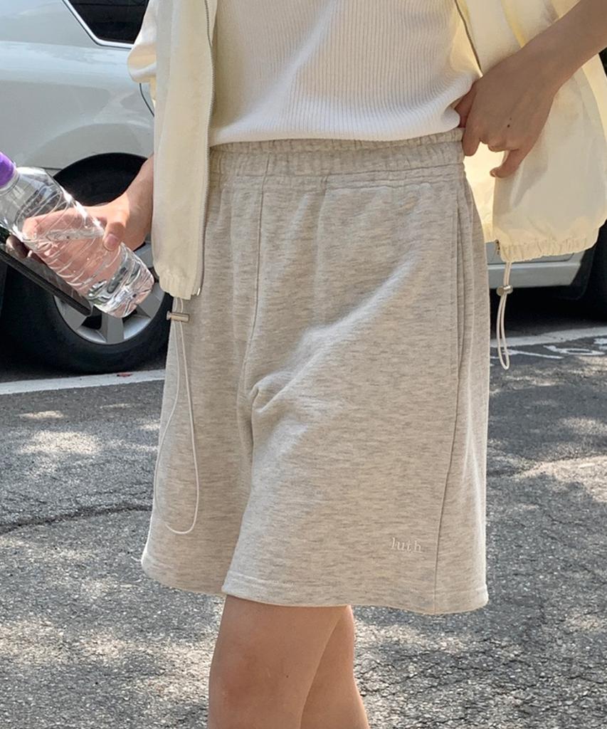 Luseupeuloodeogteu Daily Sweat Short Pants _ Oatmeal