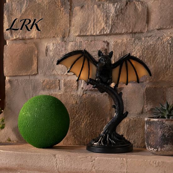 Retro Resin Desk Light Vintage Black Bat Table Lamp, Gothic Decorative Night Light, Alternative Home Aesthetic Decor Style Lamp for Bedroom