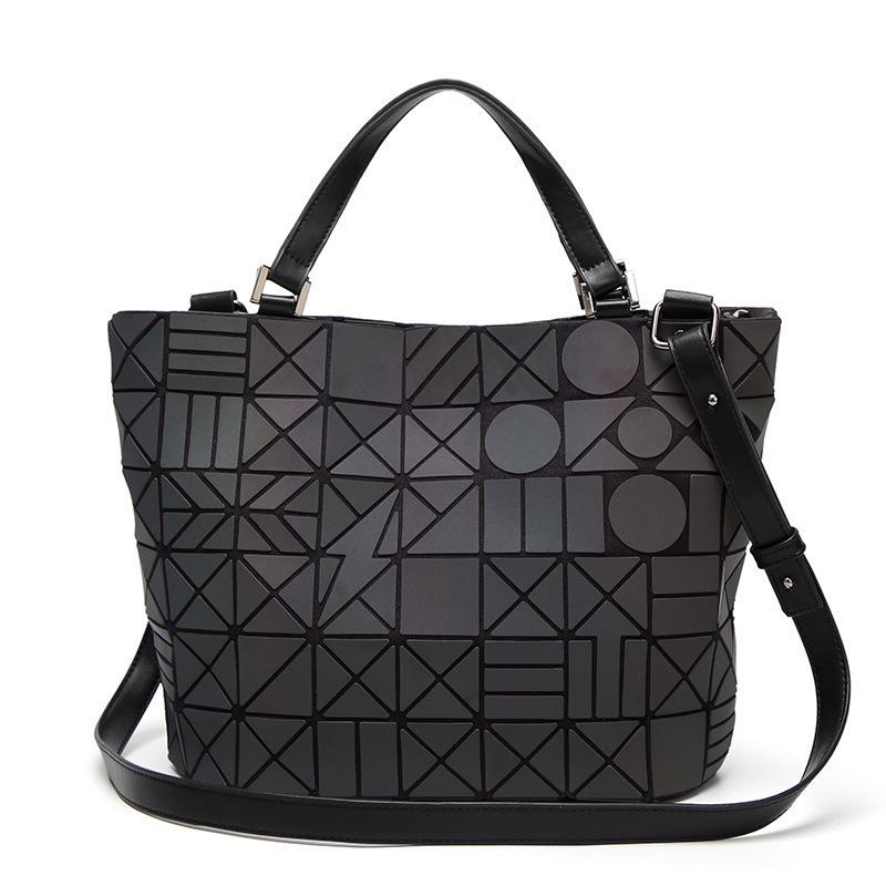 

New Women s Bag Luminous Bucket Bag Medium Geometric Diamond Shoulder Oblique Span Bag Women s Handbag Bag