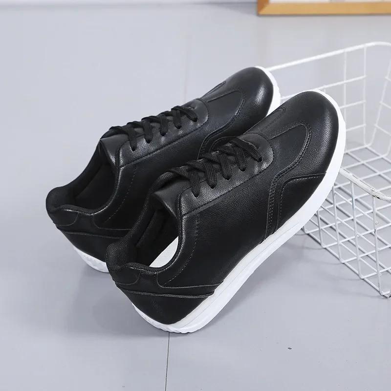 Sports Shoes for Women's Spring New Versatile and Comfortable Casual Board Shoes with Leather Surface and Waterproof Single Shoe