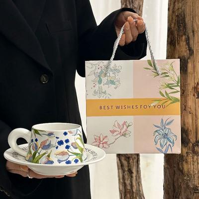 Set Tazza da Caffè e Sottotazza in Ceramica Contrasto Iris Retrò Tazza da Latte per il Tè Pomeridiano Scatola Regalo di Compleanno Souvenir