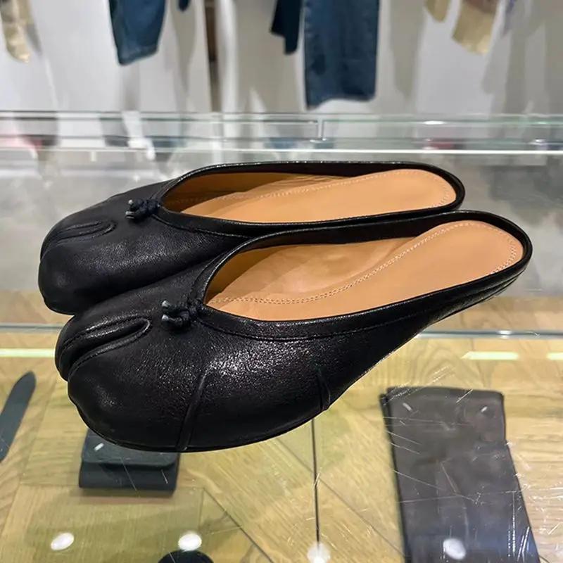 

Модные женские тапочки с раздельным пальцем таби ниндзя слипоны балетки с круглым носком женские мелкие ленивые слипоны лодочки с ремешком на пятке мюли обувь мягкие лоферы 35 чёрный