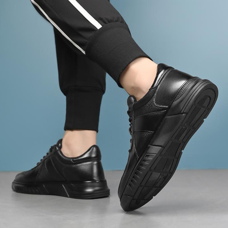Fashion Casual Black men's board shoes Comfortable and trendy styles Outdoor street leisure walking daily exercise Youth quality shoes