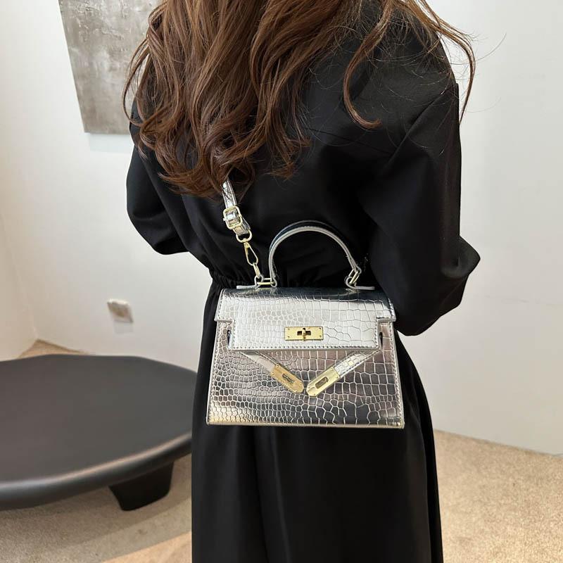 Trendy Summer 2024 Fashion Small Crossbody Bag Stylish Pu Leather Handbag For Daily Use In Black Blue Silver Green