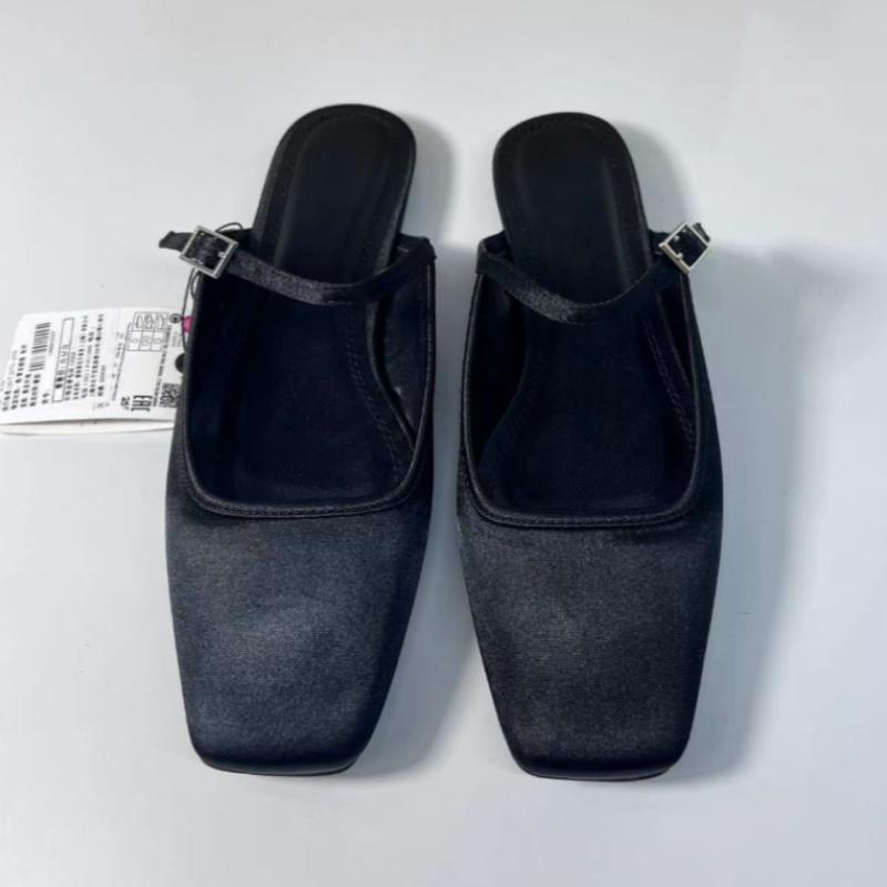 Módní letní ploché sandály Dámské 2025 Nové Čtvercová špička Pásek s přezkou Prodyšné Saténové Volnočasové Slingbacky Chic Mules Boty pro dámy