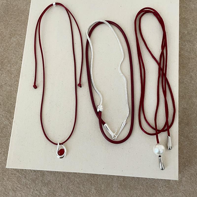 Ankola Red Rope Strap Choker Necklace Women'S Simple Versatile Sweet Cool Babes Fashion Neck Chain Sweater Chain