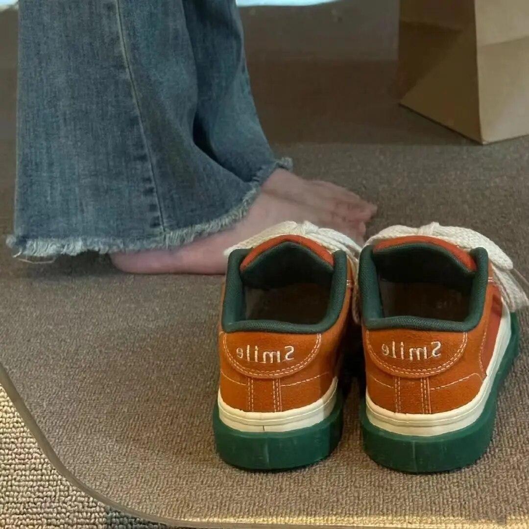 Винтажные красные холщовые низкие женские кроссовки — фото 5