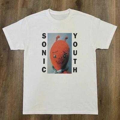 Tops – T-Shirts