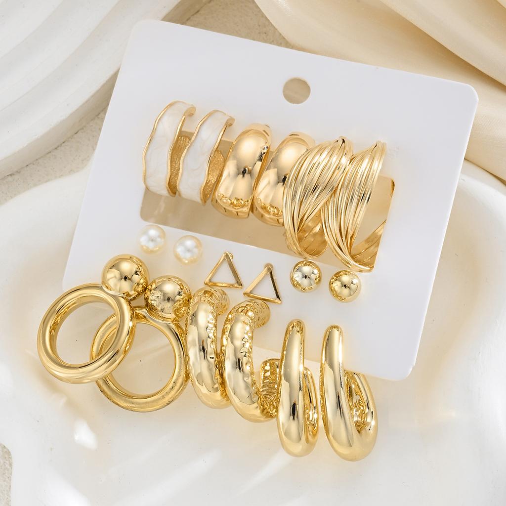 18 Pcs Vintage Gold Geometric Earring Set White Enamel Pearl Stud Drop Big Circle Exaggerated Earrings for Women Daily Jewelry