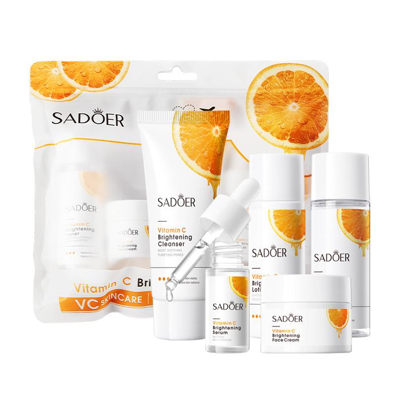 Orange Vitamin C Aufhellendes Reise-Set 5-teilig – Feuchtigkeitsspendendes Strahlen-Boost Hautpflege-Set für schnelles Strahlen & tägliche Feuchtigkeit