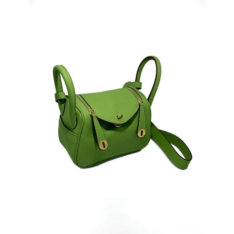 New spring and summer casual fashion messenger bag women's hand leather women's bag shoulder medicine bag