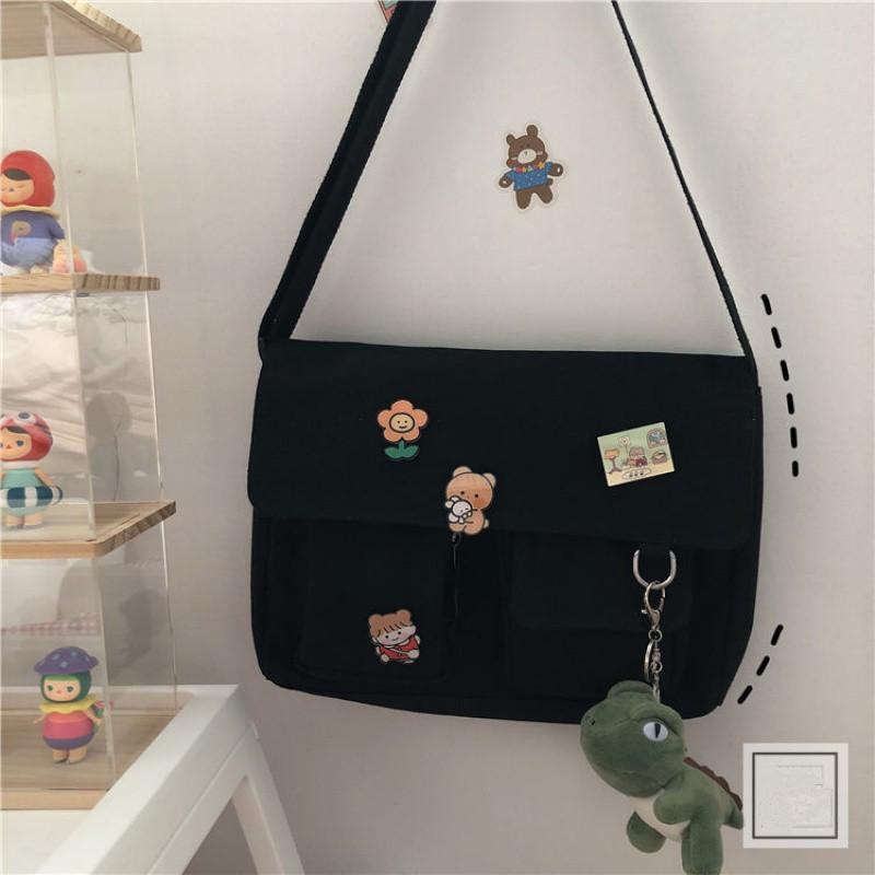 Japanese Harajuku Cute Retro Girl Shoulder Bag Chic Badge Canvas Crossbody School Bags Student Solid Color Messenger Bag Satchel