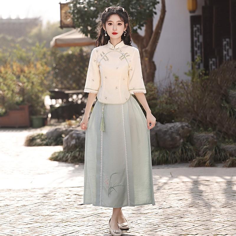 Womens Vintage-Inspired Linen Cotton Blouse Skirt Set Retro Chinese Style Two-Piece Outfit Daily Wear