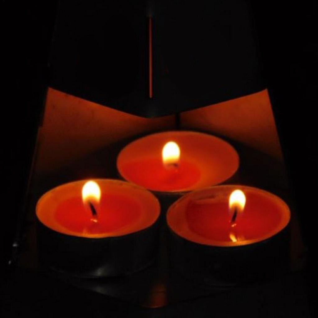 Tea Light Candle Heater Metal Radiator Stove for Heating Warmer Windproof Votive Candle Stand for Room Camping Decorations