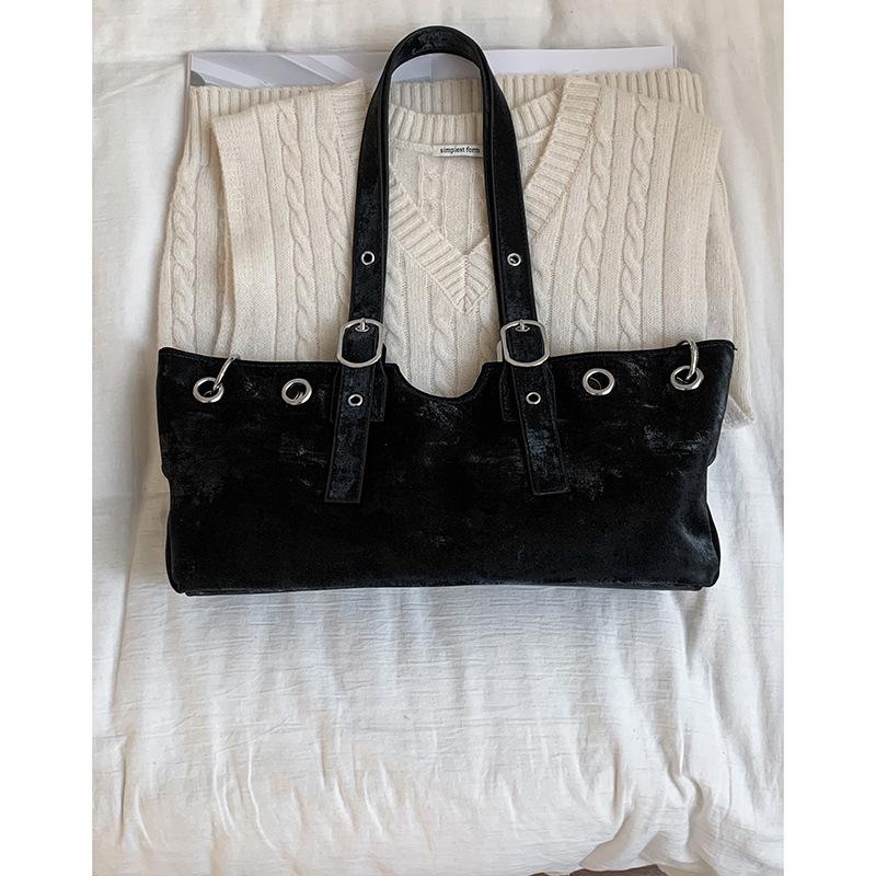 

Нишевая и высококлассная сумка подмышку, модная и простая сумка-тоут и универсальная портативная сумка для поездок на работу small чёрный