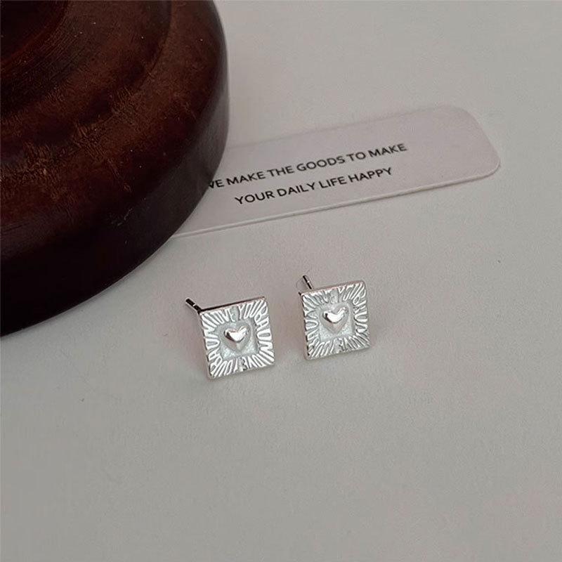 Quadratische Ohrringe für Damen im Sommer Neuer Stil und High-End Nischendesign und Leichter Luxus