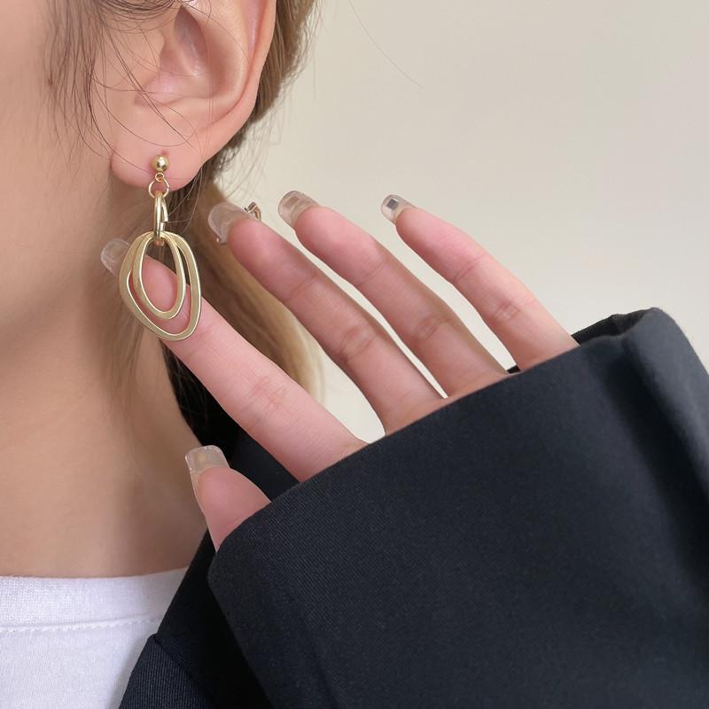 Temperament Retro Japanese and Korean Matt Metal Irregular Hollow Ring Ins Cold Wind Stud Earrings Women's Ear Jewelry Earrings