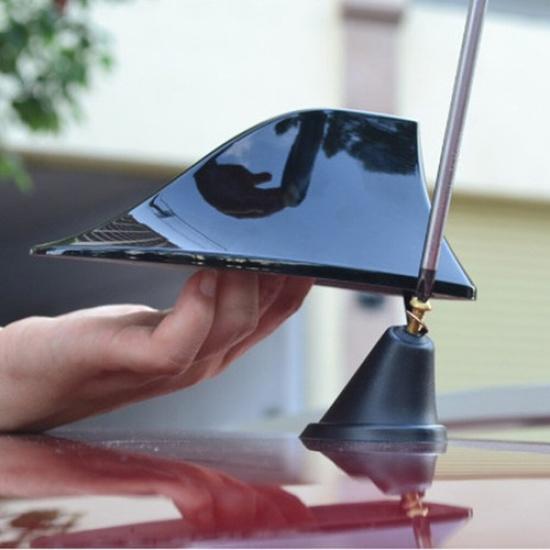 Waterproof Car Radio Antenna Shark Fin Roof Decorative with FM/AM Radio Function