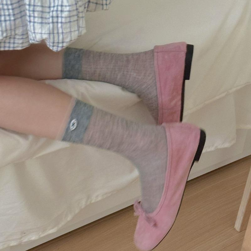 Thin Mulberry Silk Lace Edge Bow Buckle Pile Mid-calf Socks, Sweat-absorbing and Anti-ball Mesh Socks for Women