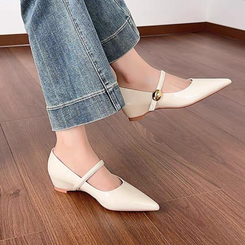 Fashion Fashionable simple hot selling Single Shoes Women's Autumn New Vintage Pointed Toe Shallow Mouth One Strap Low Heel Shoes
