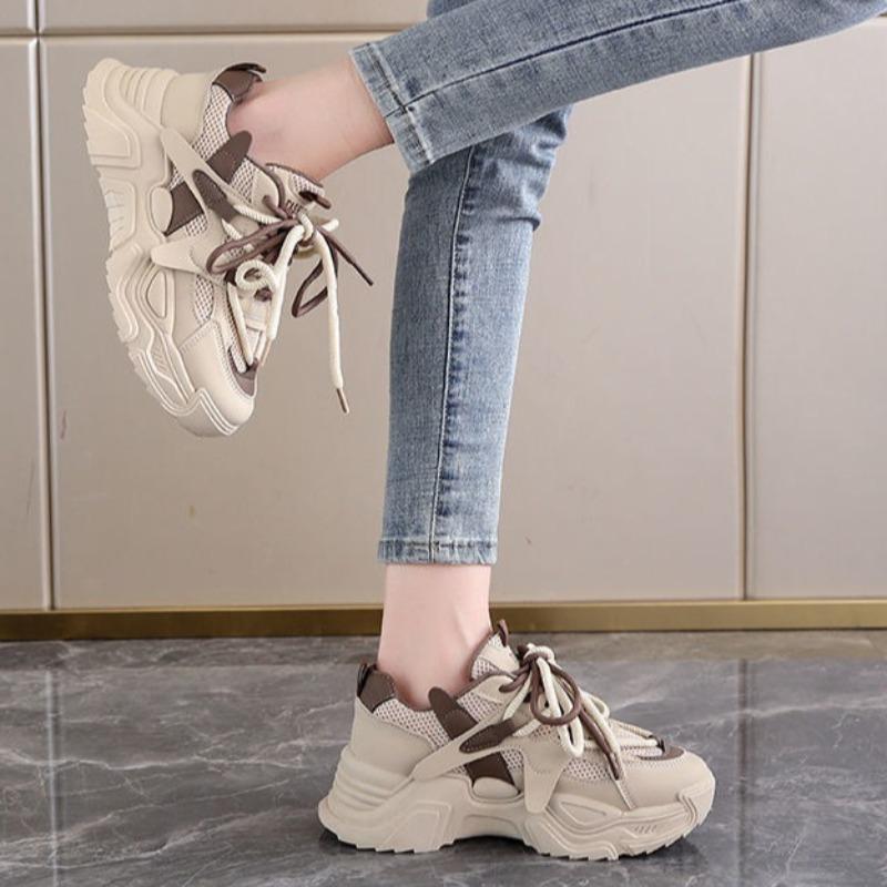 Fashion Spring Autumn New Women Leisure Sneakers Outdoor Breathable Thick Bottom Vulcanized Shoes Hot Sale Women Lace-up Trainers Mujer