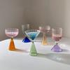 Eleganta vinglas Färgstarka cocktailglas Köksservis Unikt glas Lämpligt för gåvor och heminredning