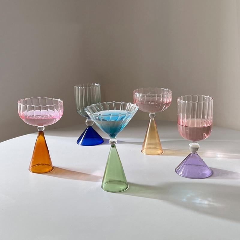Eleganta vinglas Färgstarka cocktailglas Köksservis Unikt glas Lämpligt för gåvor och heminredning