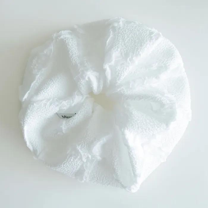 lace scrunchie (white)