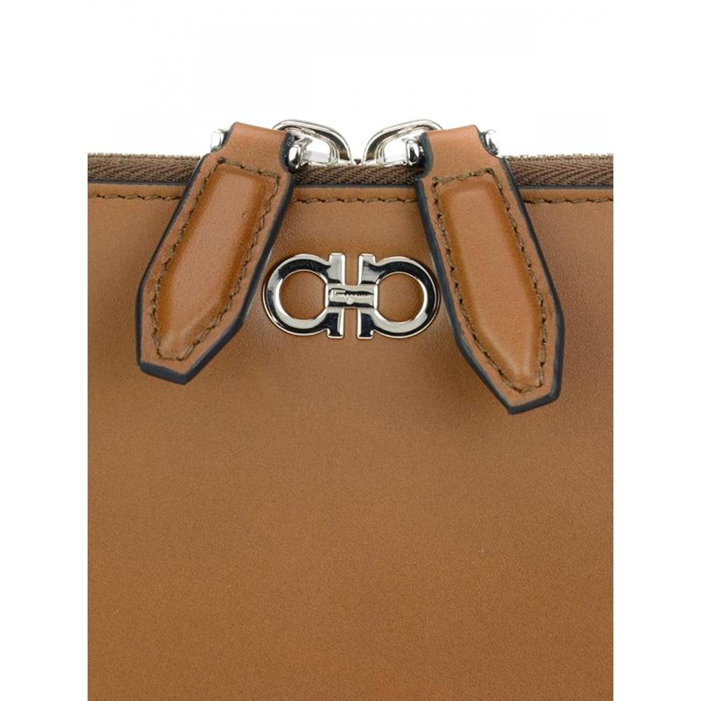 Ferragamo Salvatore Ferragamo Gancio Men S 686773 Brown Zippered Continental Wallet Black