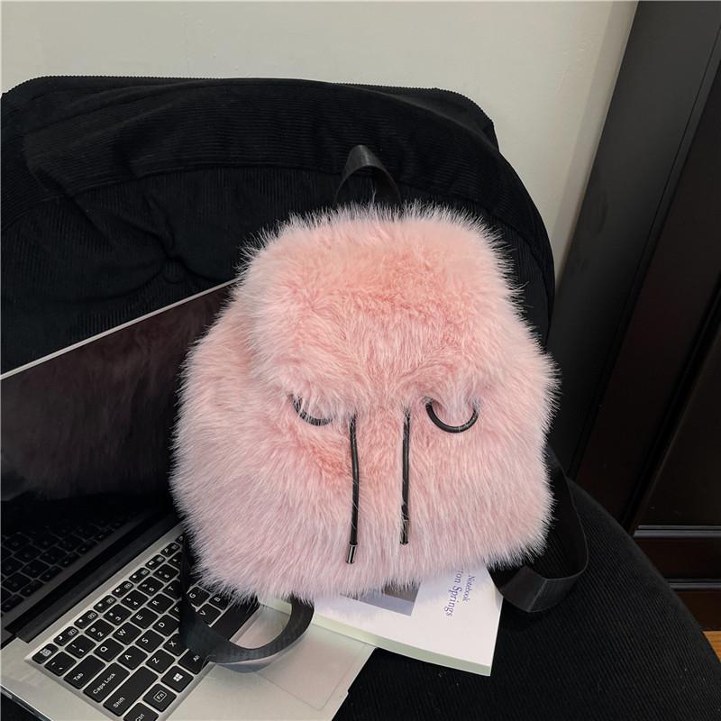 New personalized small and fresh portable plush backpack commuter pump fashionable simple street travel bag