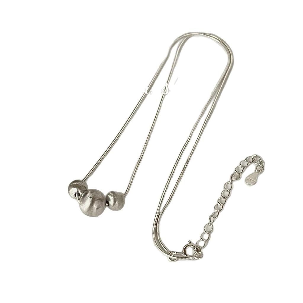Su Chuang S925 Sterling Silver Brushed Bead Necklace for Women - High-End, Simple, Versatile Clavicle Chain, Niche Design.