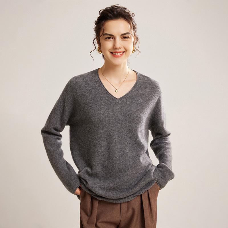 Women's V-Neck Cashmere Pullover Sweater - Loose Fit, Long Sleeve, Versatile for Autumn & Winter.