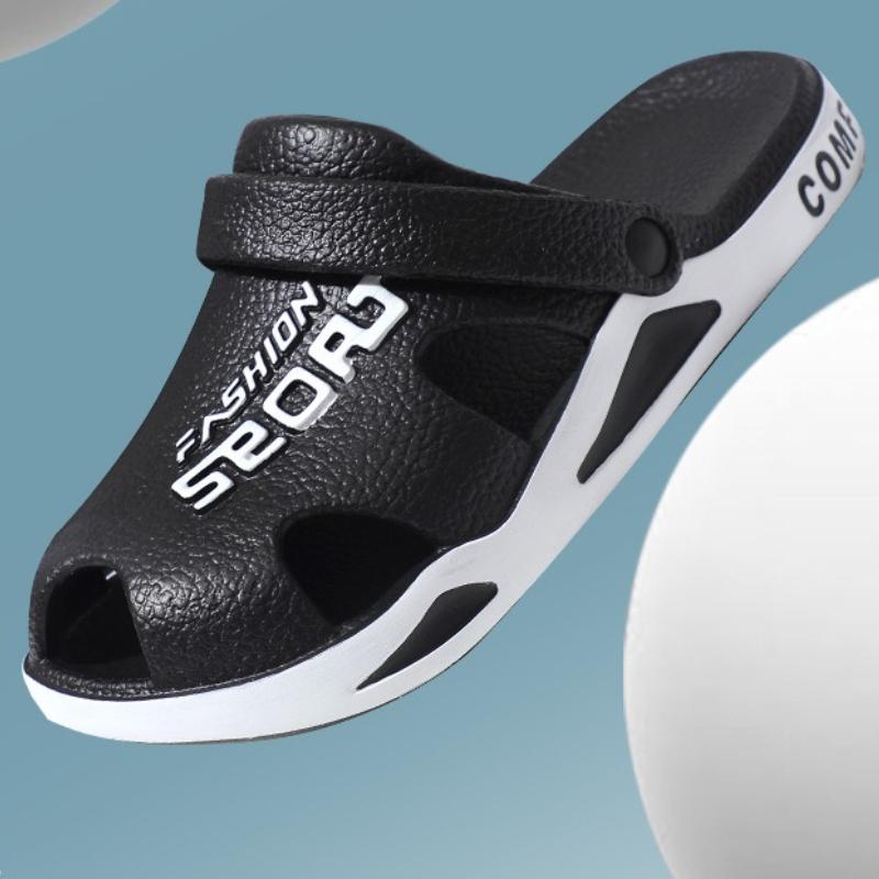 Summer Men's Fashion Hollow Sandals Breathable Trendy Garden Slippers for Men Anti-Slip Home Shower Shoes Men Beach Pool Slides