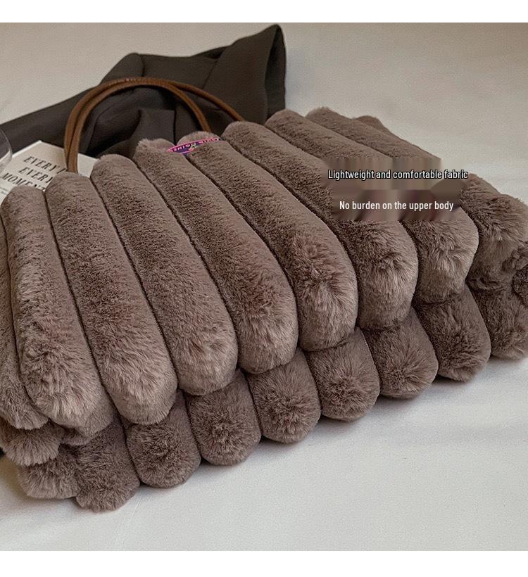 Women's Large Capacity Furry Tote Bag - Versatile Cross-Border Commuter Handbag
