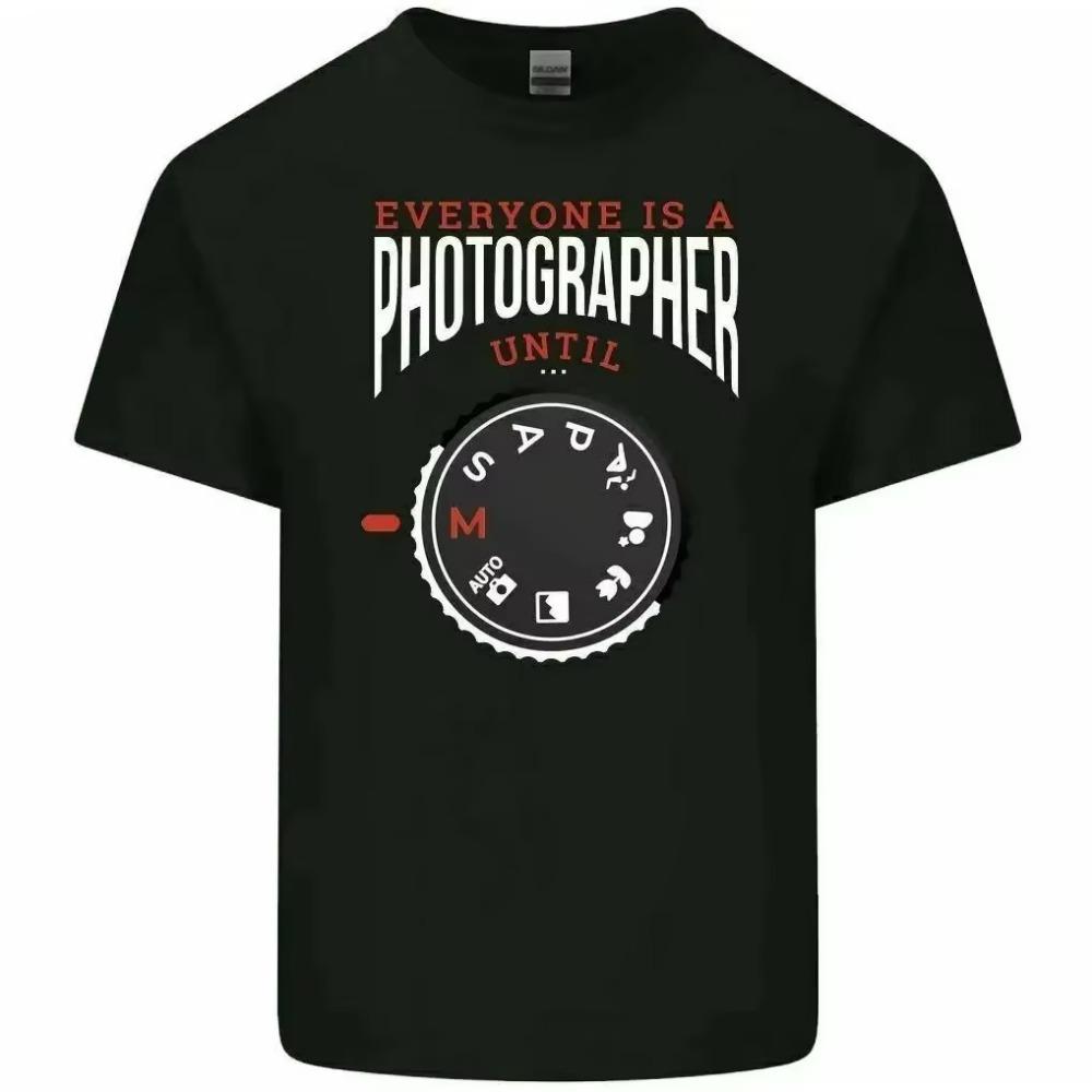 

Каждый человек — фотограф, пока не появится ручная мужская забавная футболка с фотографией на камеру XXXXXL чёрный